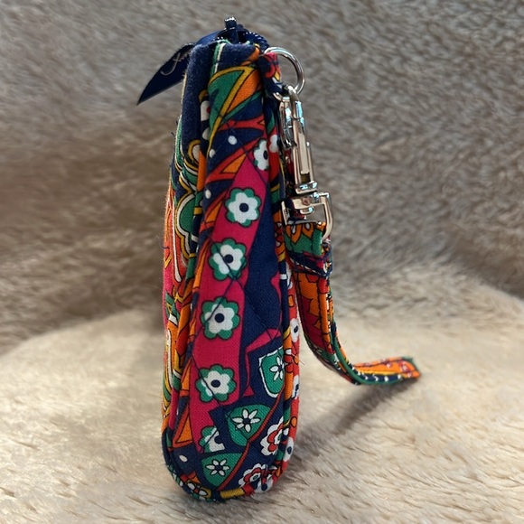 VERA BRADLEY Venetian Paisley Push Lock Wristlet - Picture 6 of 14